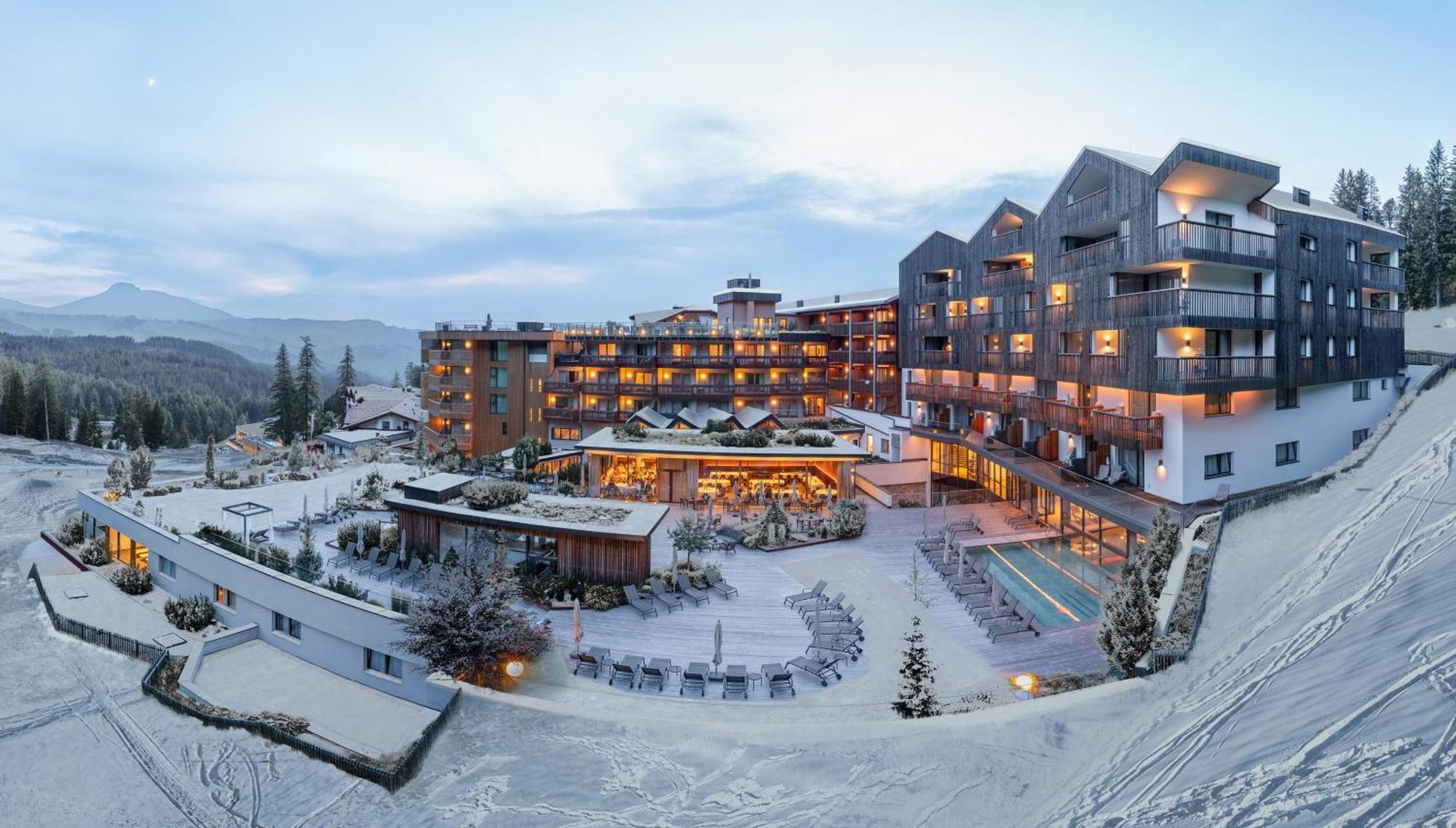Hotel Cristal Obereggen Exterior photo